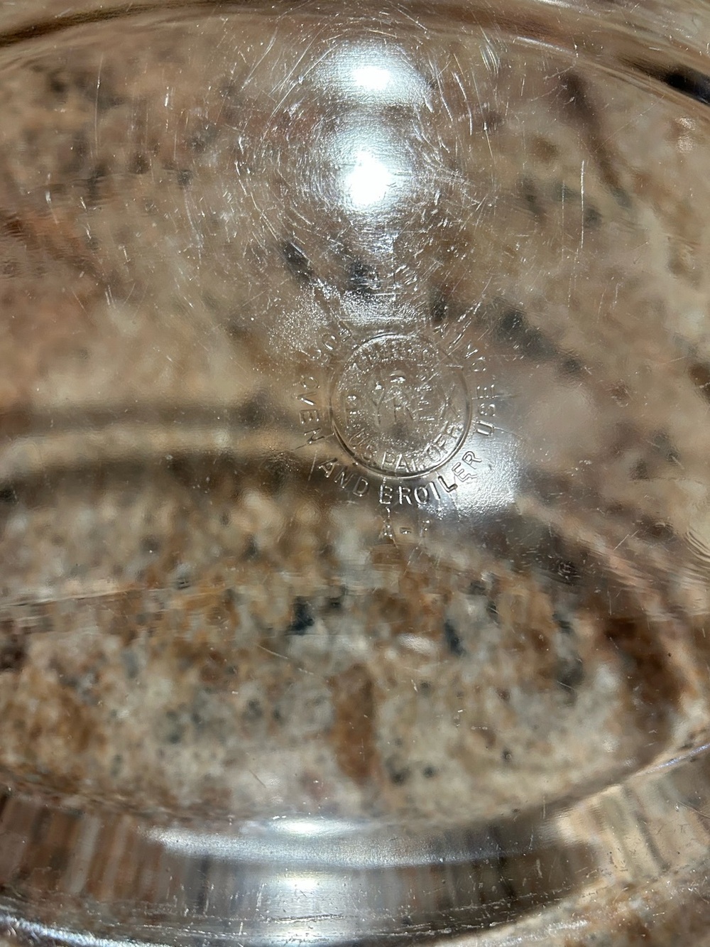 Pyrex TM #812 Oval Clear Glass Lid to Bake-and-Broil Fits #053 ; Fits #043 1.5Qt - Picture 2 of 7